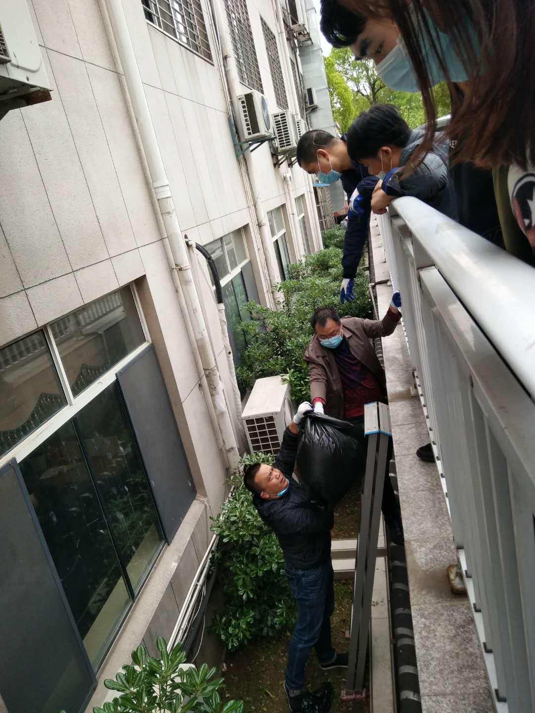 1587343358184436.jpg image001.jpg